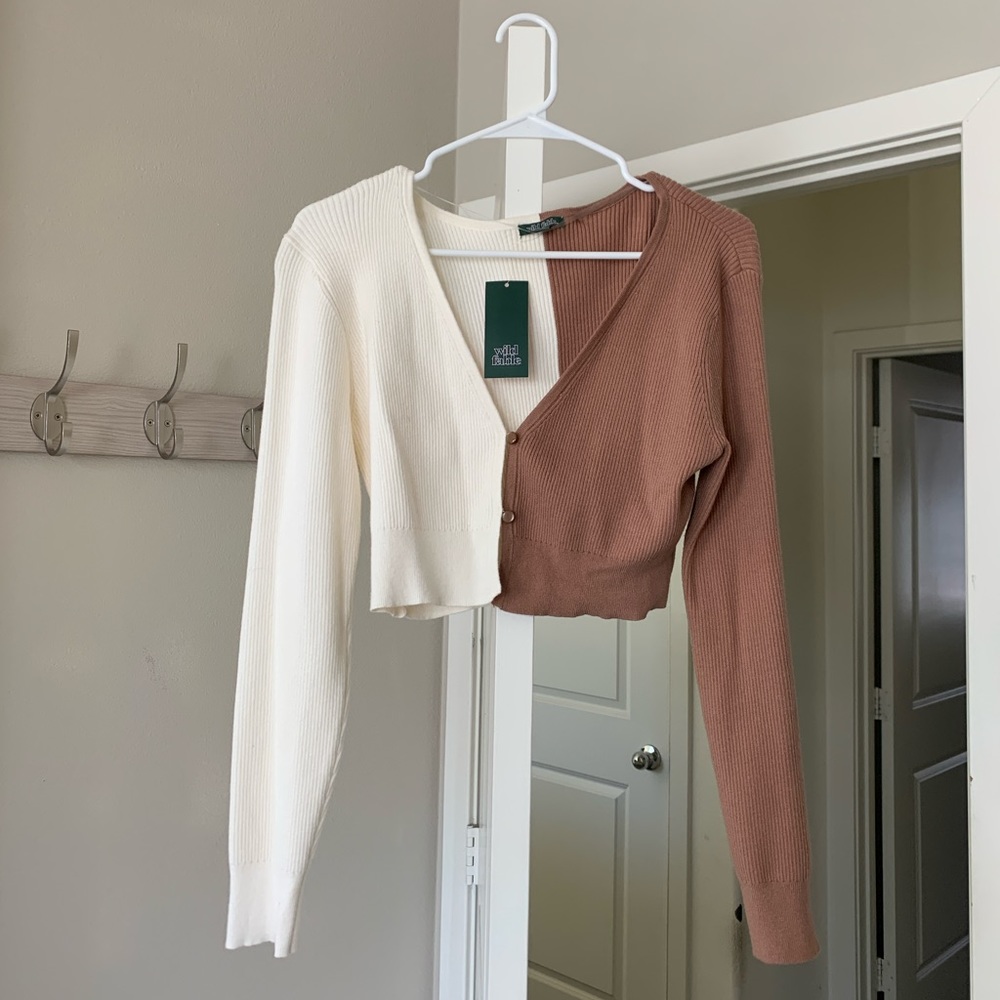 NWT Wild Fable Two-Tone Cropped Cardigan Size Large